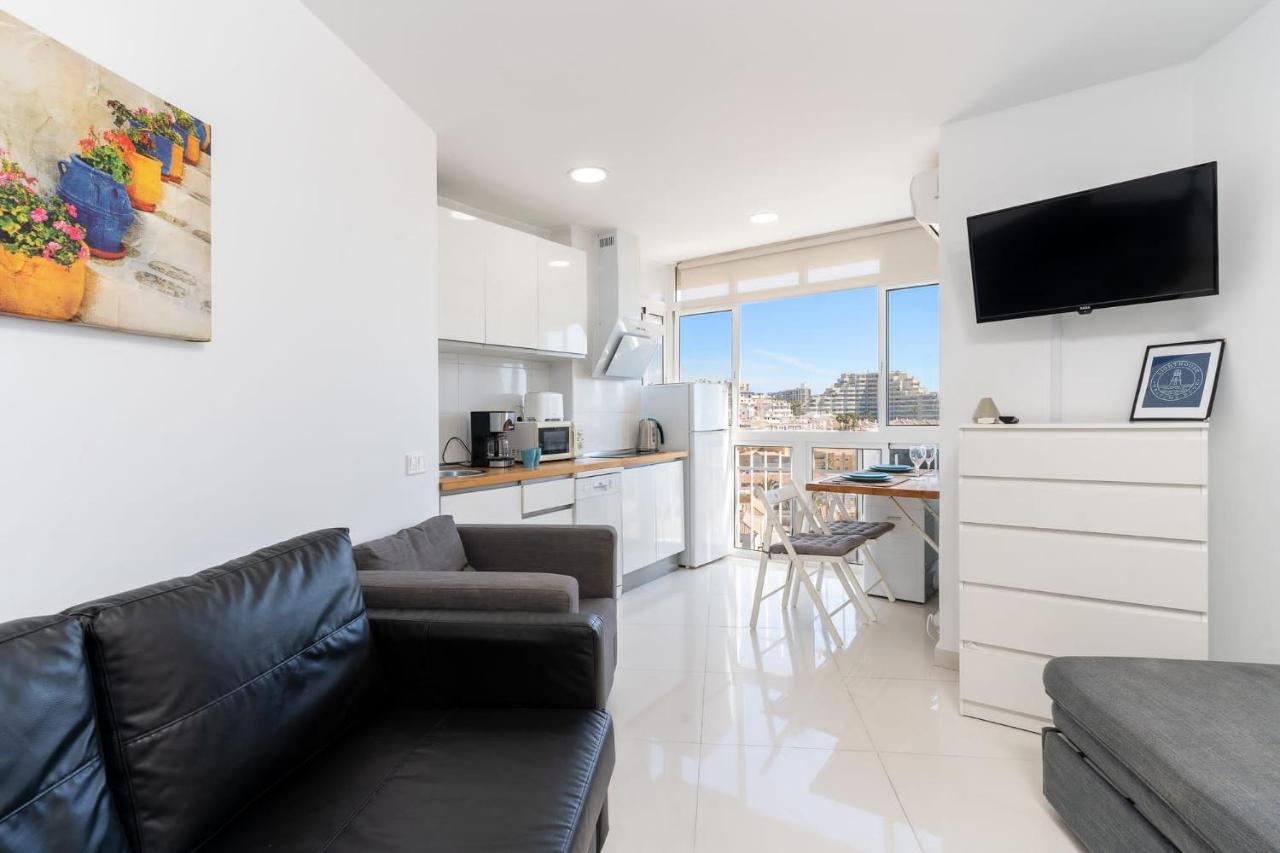 Mi Casa De La Playa -Estudio Frente Al Mar- Appartement Benalmádena Buitenkant foto